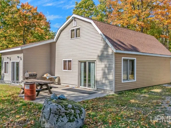 10691 Mirons 16.8 Ln, Rapid River, MI 49878