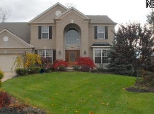 927 Theora Dr, Brunswick, OH 44212