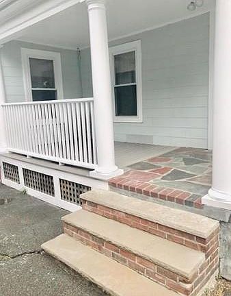 3rd image of 10 Nursery St #1