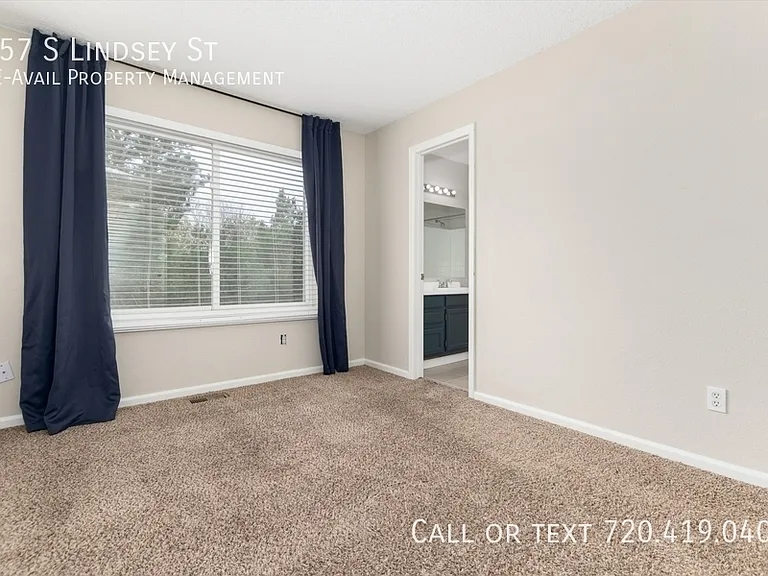 157 S Lindsey St — Photo 39