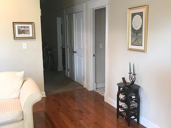 3rd image of 3724 Baltimore Ave APT 1