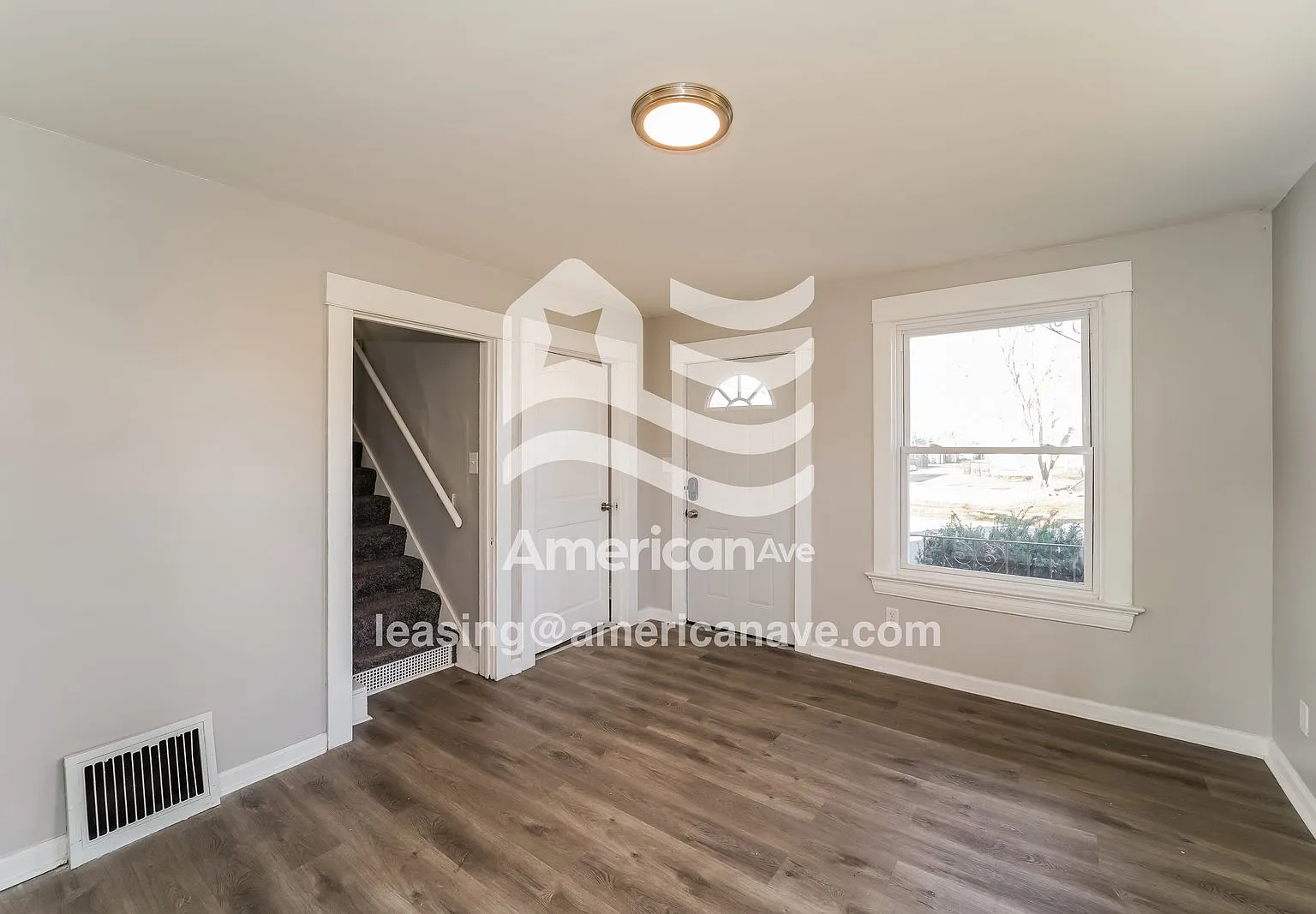 4 bed, 1.5 bath, 989 sqft, $1,597 — Photo 4