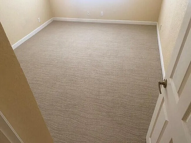 135 NW 5th Ave #3 — Photo 8