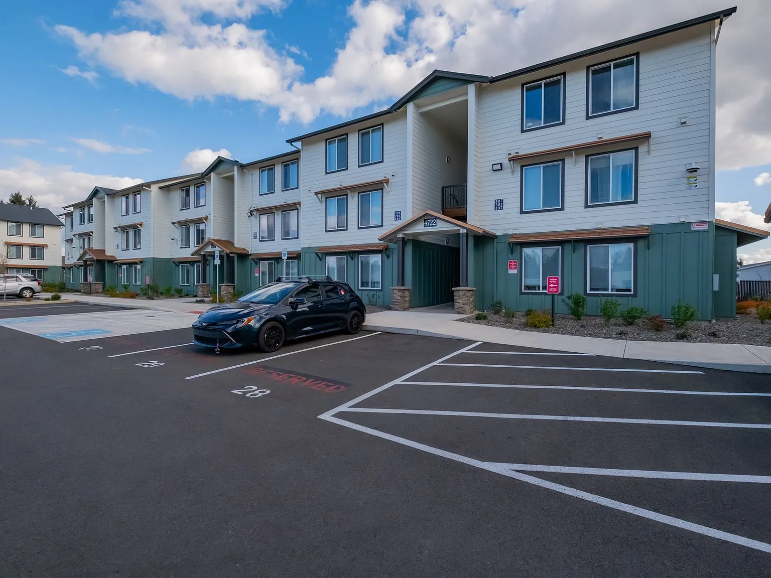 Birch Place Apartments — Photo 2