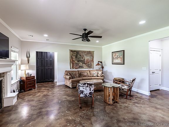 5th image of 14883 E Fieldstone Dr N