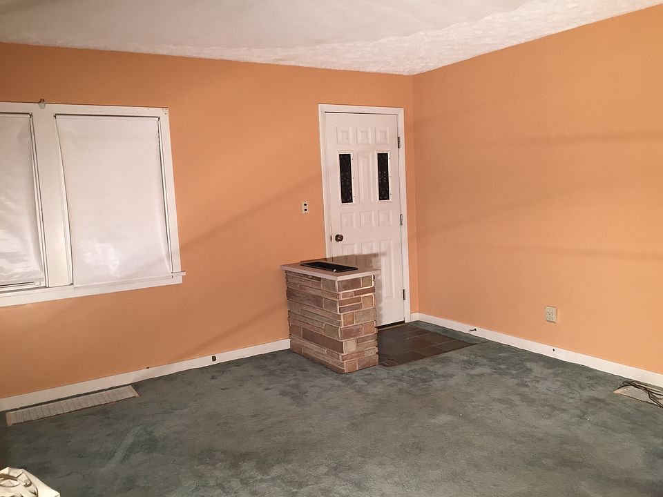 1st image of 158 Erie St