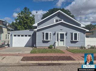 121 E Laramie St, Guernsey, WY 82214
