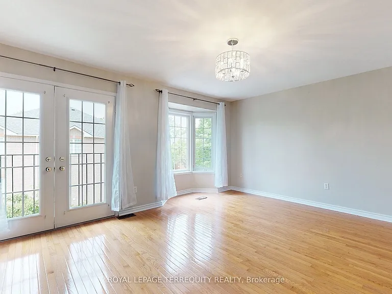 1130 Cawthra Rd #46 — Photo 23