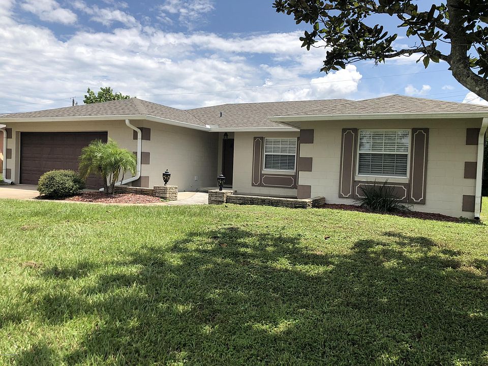 1st image of 1707 W Country Club Dr
