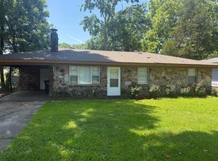 1447 Rebel Dr, Jacksonville, AR 72076