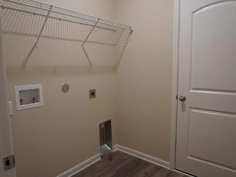 1823 Dahlia Way — Photo 30