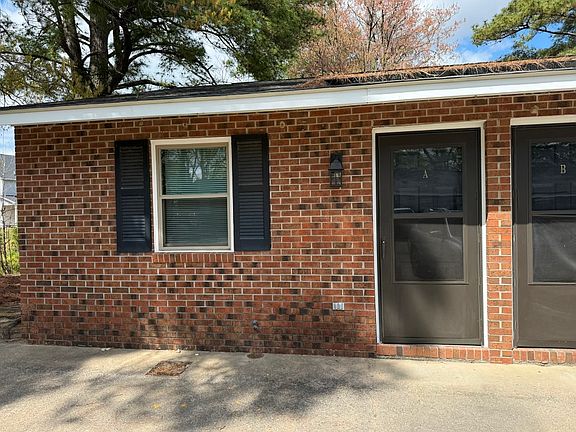 2nd image of 2714 Mill St #A