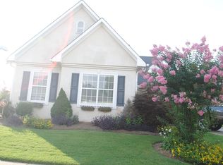 240 Woodgate Dr, Fayetteville, GA 30214