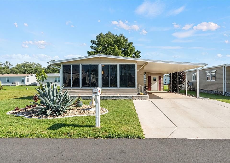 1st image of 700 FAIRMOUNT DRIVE
