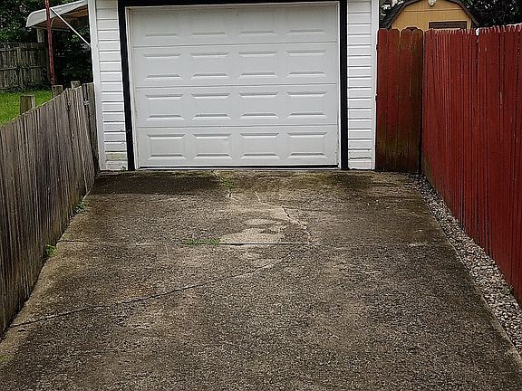 Garage - with Remote Door