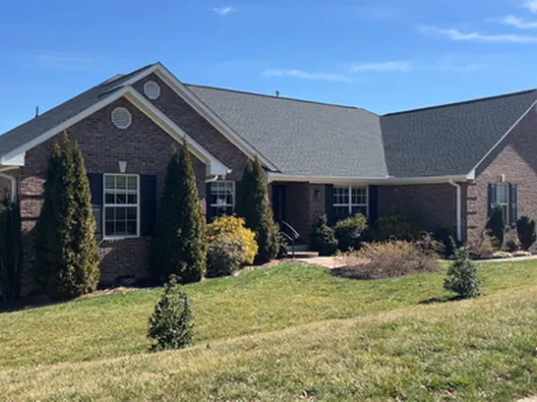 (undisclosed Address), Candler, NC 28715