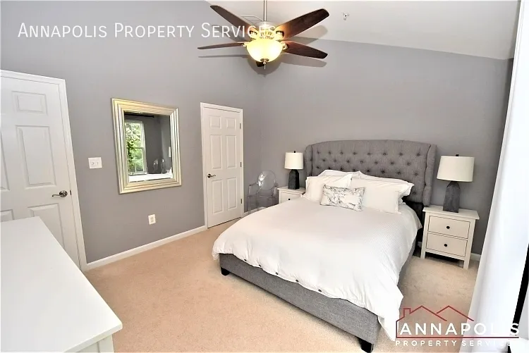 37 Harbour Heights Dr — Photo 9