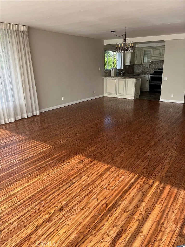 2 bed, 1433 sqft, $3,850 — Photo 4
