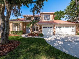 17945 Holly Brook Dr, Tampa, FL 33647