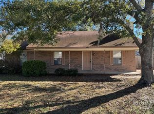 1105 Tomcat Trl, Hinesville, GA 31313