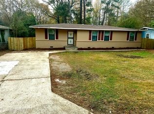 359 Cummins St, Jackson, MS 39204