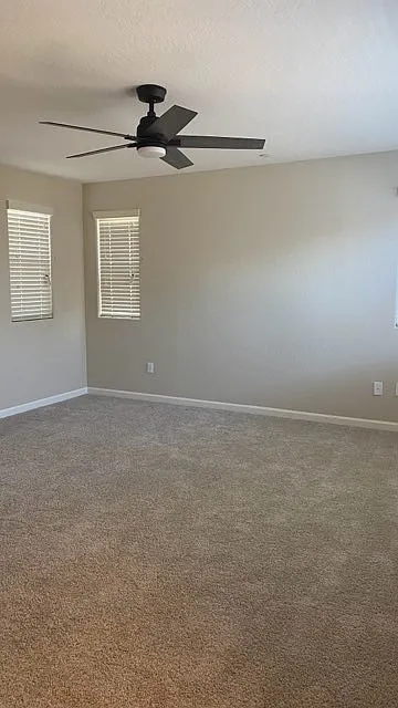 3 bed, 2.5 bath, 1412 sqft, $2,600 — Photo 3