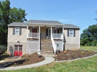 788 Oakville Rd, Appomattox, VA 24522