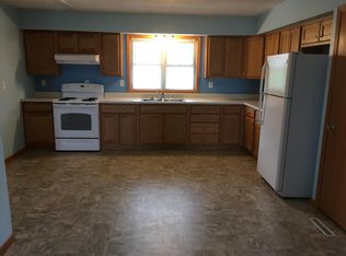 5484 S Mound Rd, Sherrill, IA 52073