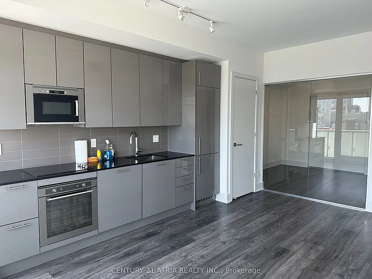 403 Church St #1213 — Photo 3