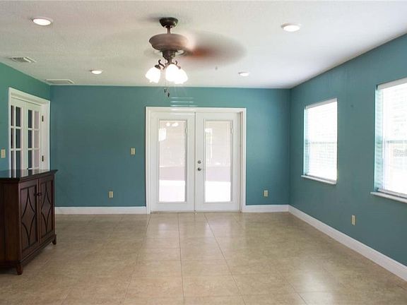 5th image of 1570 Grandview Blvd