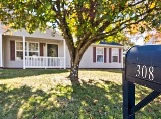 308 Lancelot Ln, Staunton, VA 24401
