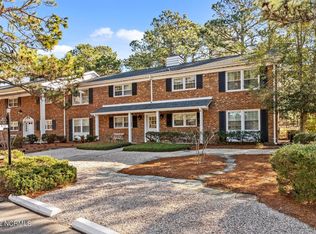 317 Driftwood Cir UNIT D, Southern Pines, NC 28387