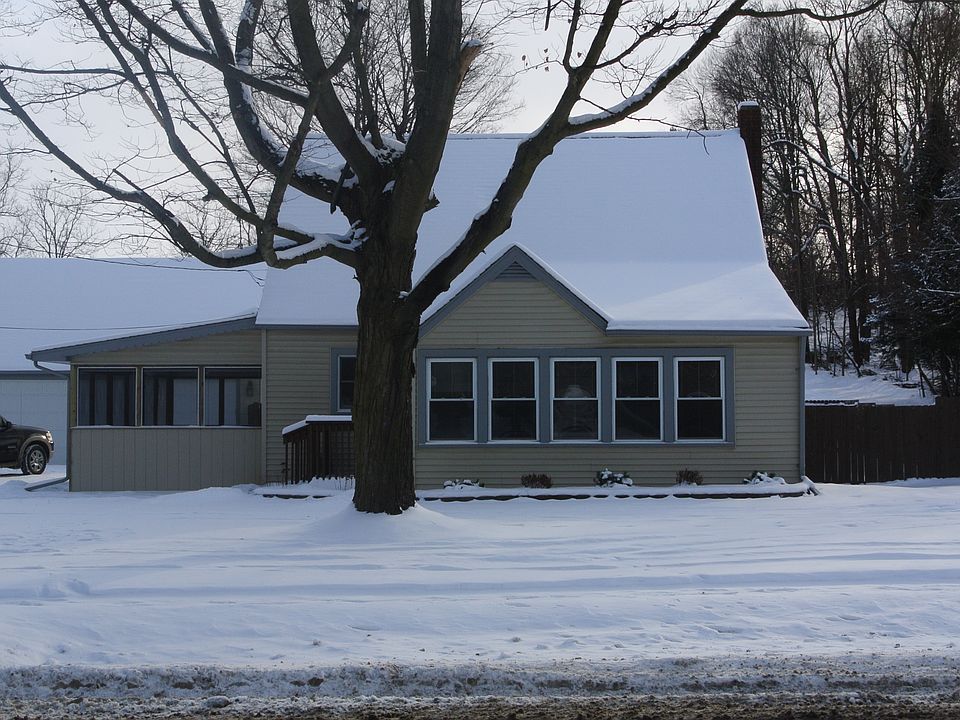 639 W Main St
