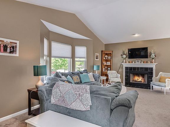 5th image of 148 Garden Ct