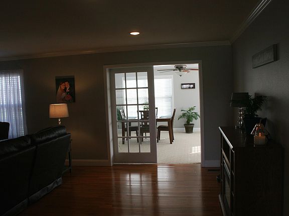 5th image of 135 Old Hickory Cir