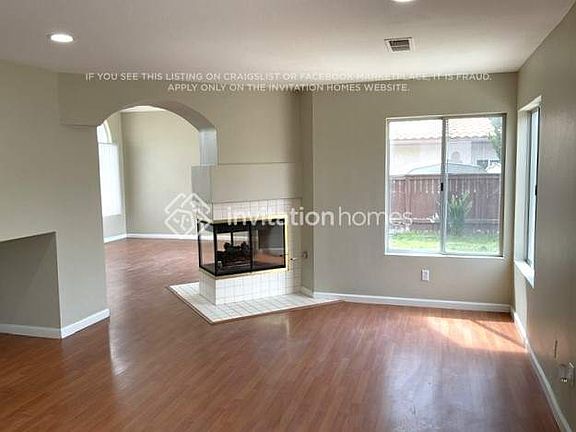 2nd image of 34916 Heatherview Dr