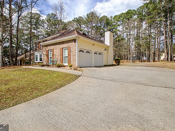 5th image of 128 Rockspray Rdg