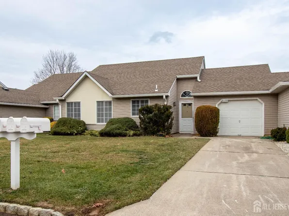 659B Azalea Plz, Monroe Township, NJ 08831