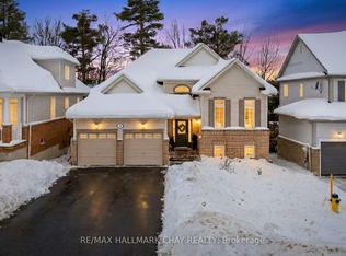 12 Oakmont Ave, Oro Medonte, ON L0L 2L0