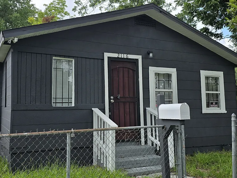 2116 McMillan St — Photo 9