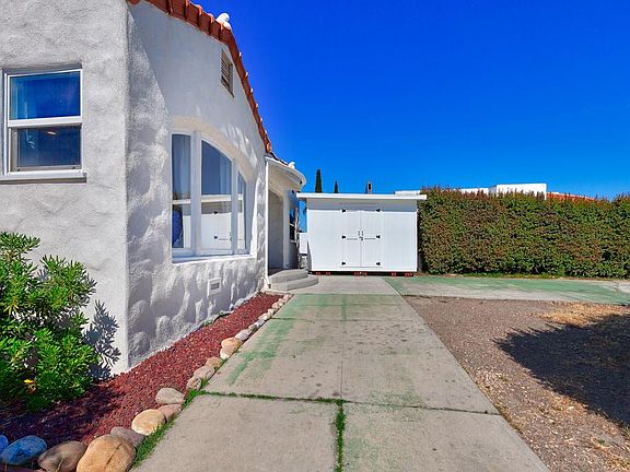 2nd image of 4629 Soria Dr