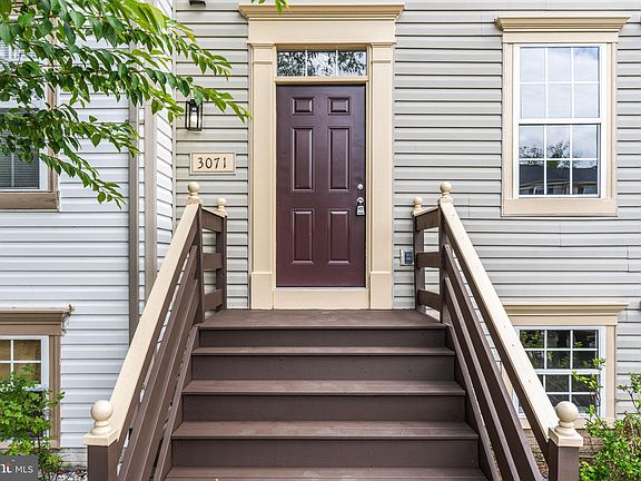 4th image of 3071 Antrim Cir
