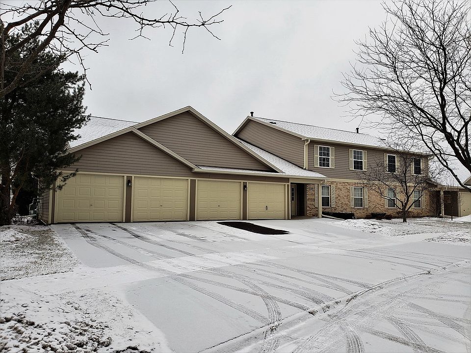 2nd image of 1189 N Village Dr Unit 2