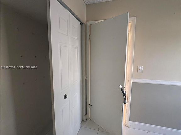 5th image of 3720 N Pine Island Rd APT 136