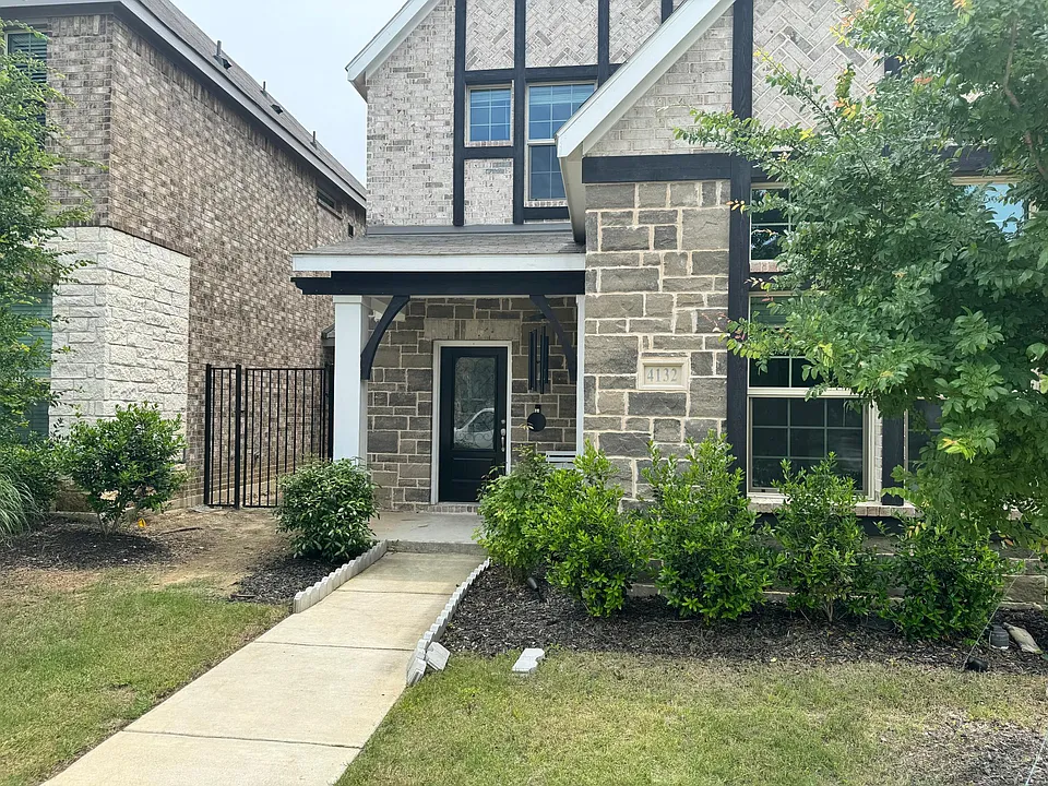 4132 Stockyard Station Ln