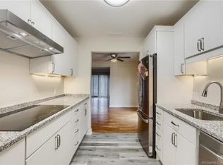 603 Heritage Vlg #E, Southbury, CT 06488