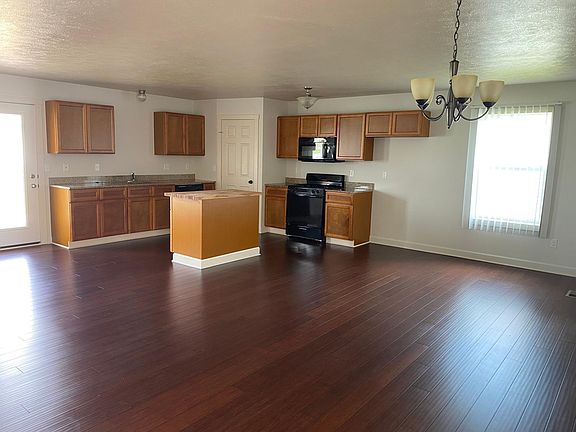 4th image of 2972 Vaughndale Dr