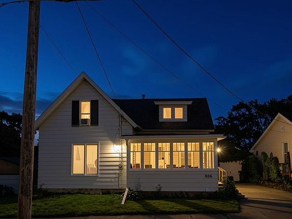 4th image of 806 Bluff St