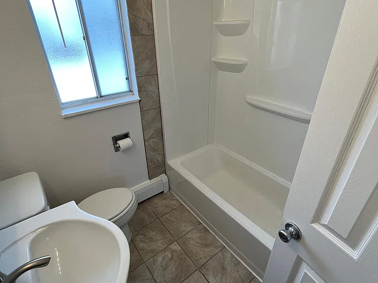 3520 Sheridan Ave — Photo 25