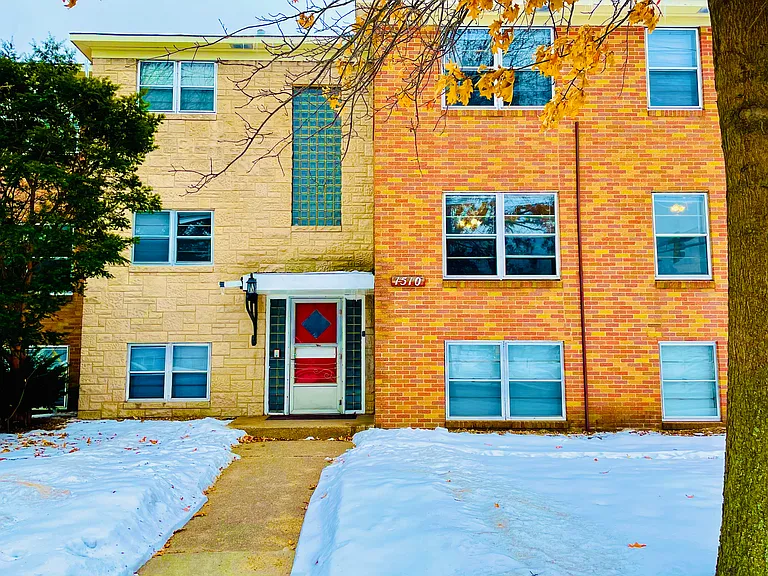 1510 Larpenteur Ave W #6 — Photo 1